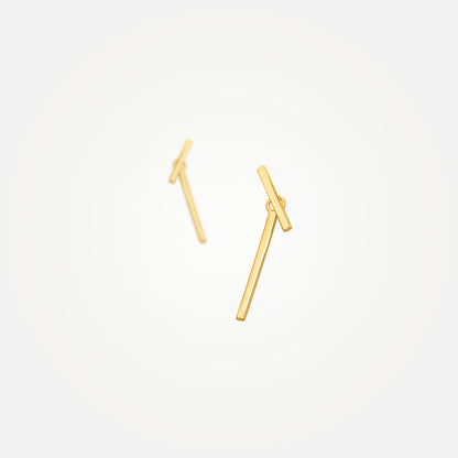 Karrier NARIN Short Bar Stud Earrings Media 1 of 3